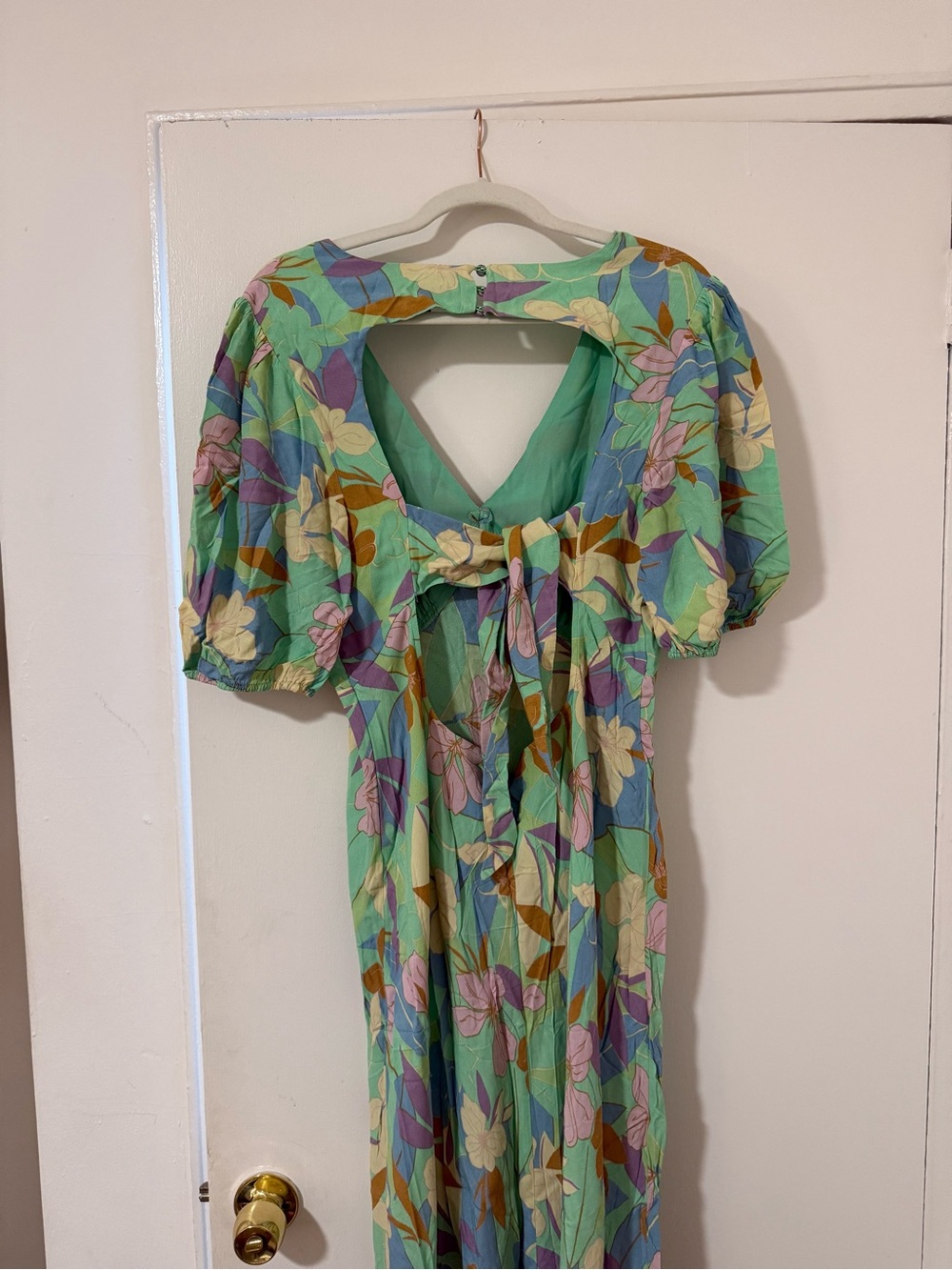 Sanctuary Mint Green Floral Maxi Dress with Puff Sleeves - Picture 5 of 7
